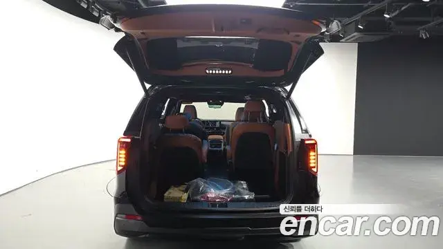 Kia Carnival 2025 — ფოტო 21/43
