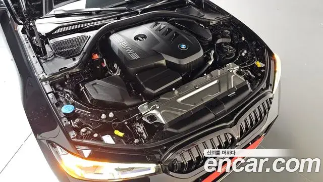 BMW 3 Series 2025 — Photo 6/20