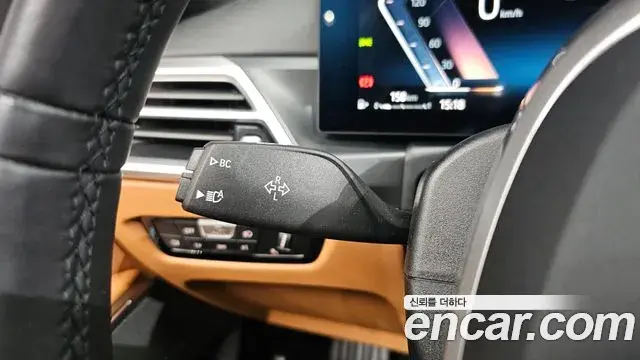 BMW 3 Series 2025 — Photo 16/20