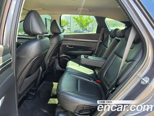 Hyundai The New Tucson 2023 — Фото 13/20