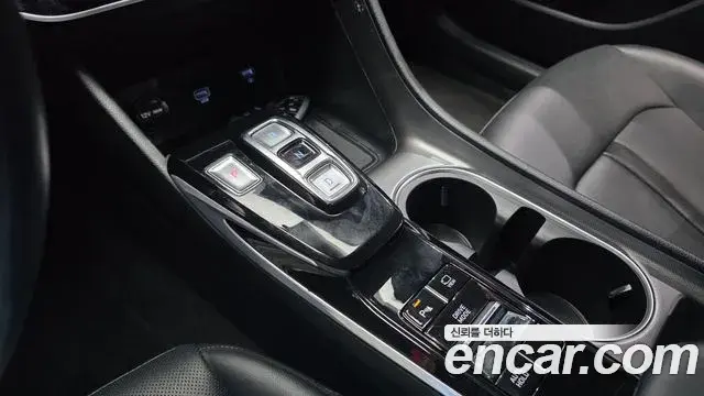 Hyundai Sonata 2022 — Фото 9/20