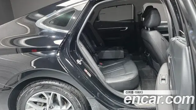 Hyundai Sonata 2022 — Фото 12/20