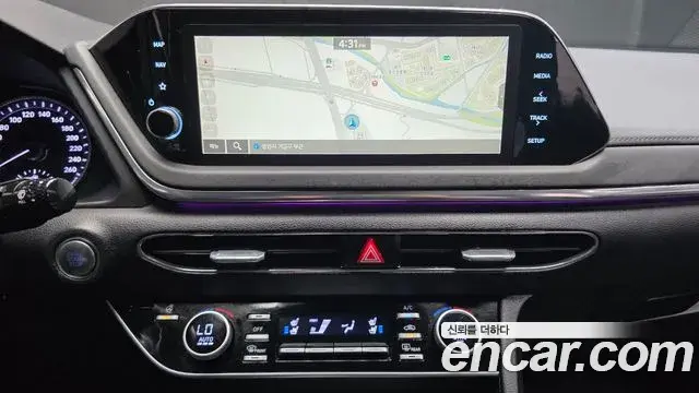 Hyundai Sonata 2022 — Фото 15/20