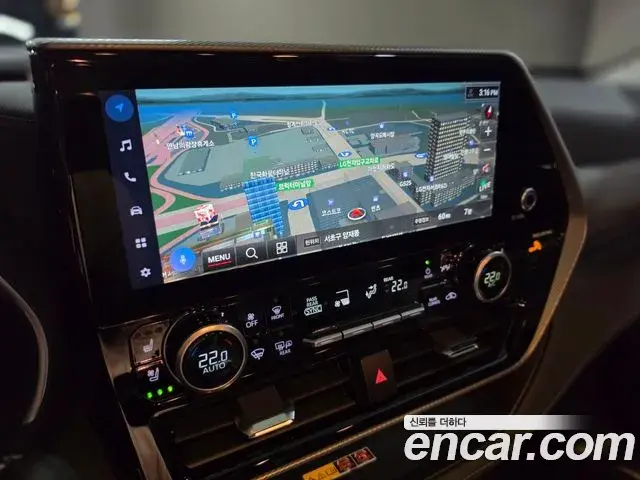 Toyota Highlander 2025 — ფოტო 19/20
