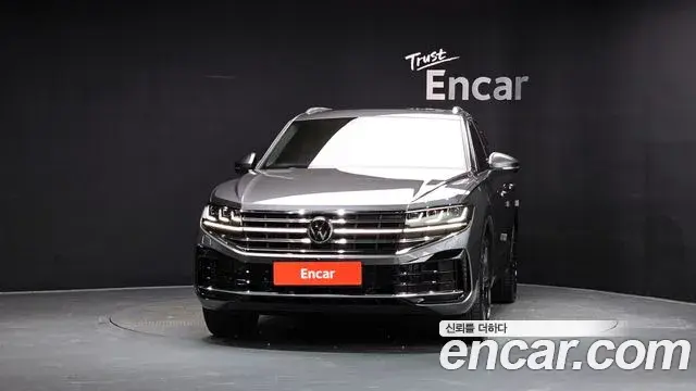 Volkswagen Touareg 2024 — Şəkil 16/36