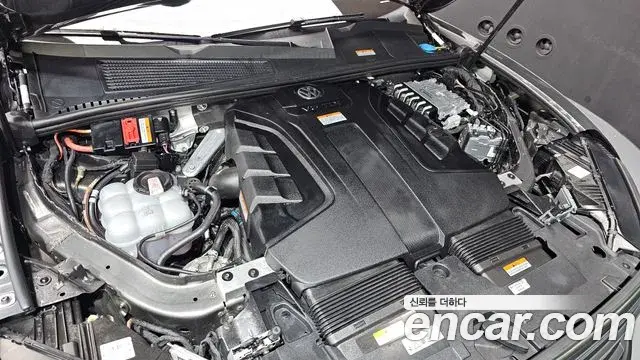 Volkswagen Touareg 2024 — Şəkil 13/36