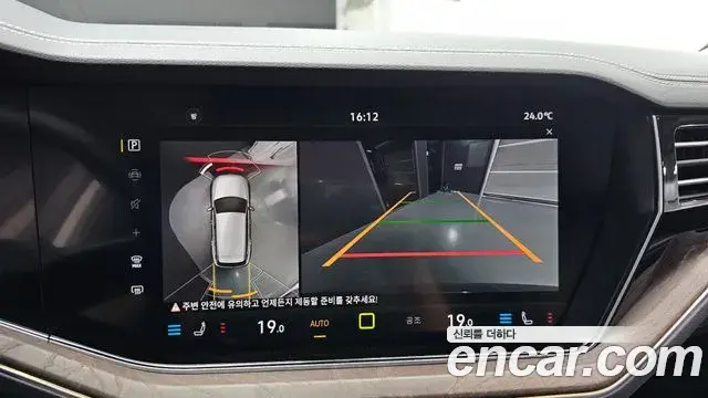 Volkswagen Touareg 2024 — Şəkil 10/36