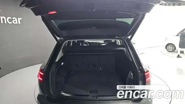 Volkswagen Touareg 2024 — Şəkil 11/36