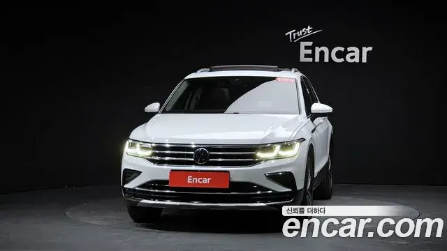 Volkswagen Tiguan 2023 — Photo 22/35
