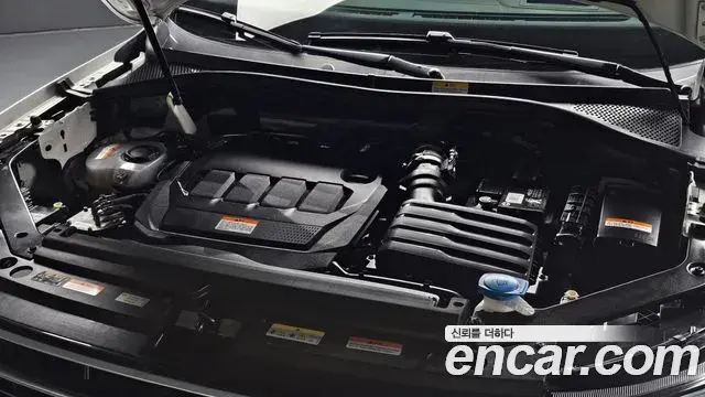 Volkswagen Tiguan 2023 — Photo 18/35