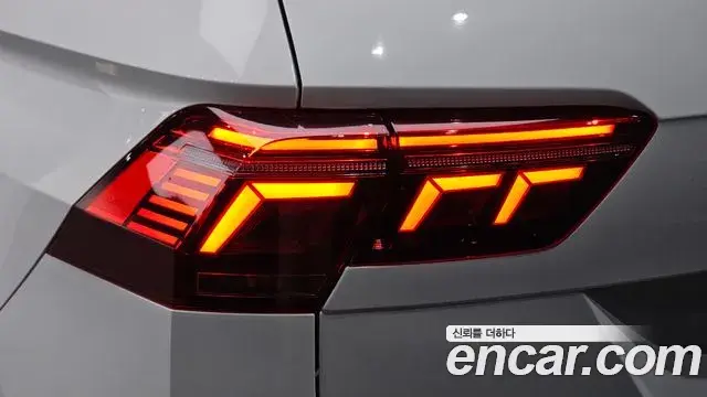 Volkswagen Tiguan 2023 — Photo 23/35