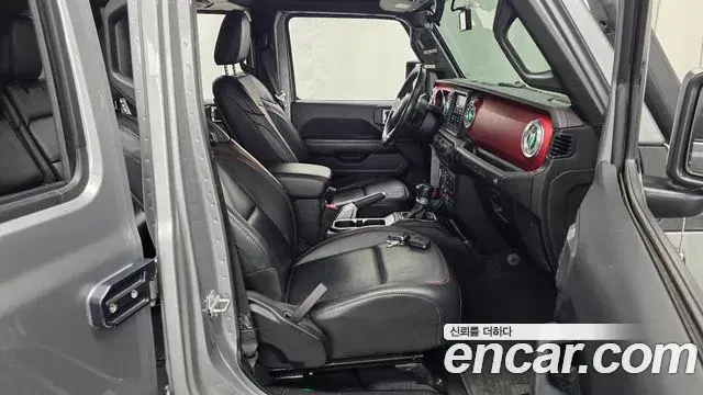 Jeep Wrangler 2018 — Фото 11/20
