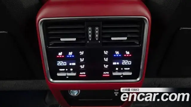 Porsche Cayenne 2021 — Фото 19/20