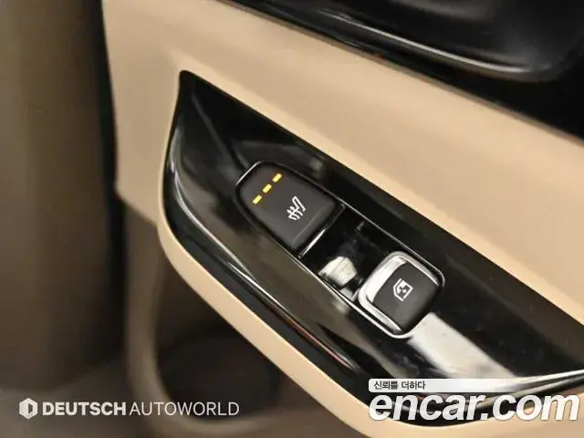 Kia Carnival 2021 — Фото 16/20
