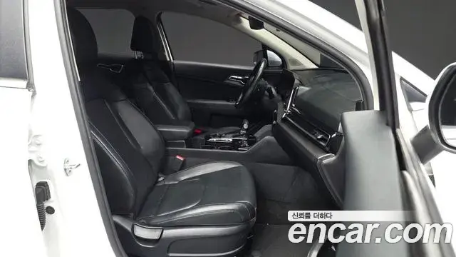 Kia Sportage 2021 — Фото 11/20