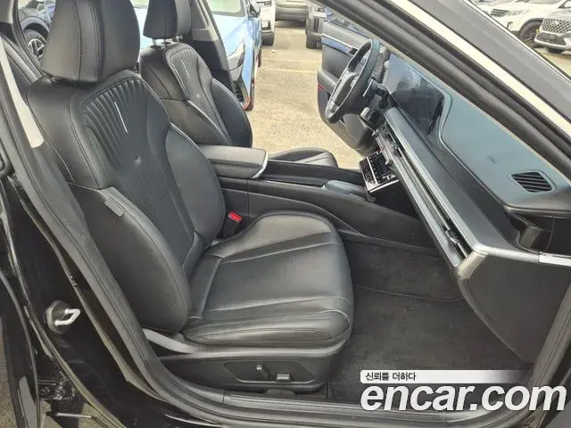 Hyundai Grandeur 2023 — Фото 13/20