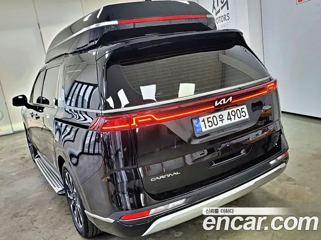 Kia Carnival 2022 — Photo 4/20