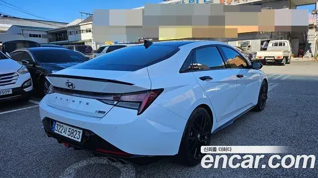 Hyundai Avante 2022 — Фото 1/20