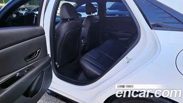 Hyundai Avante 2022 — Фото 17/20