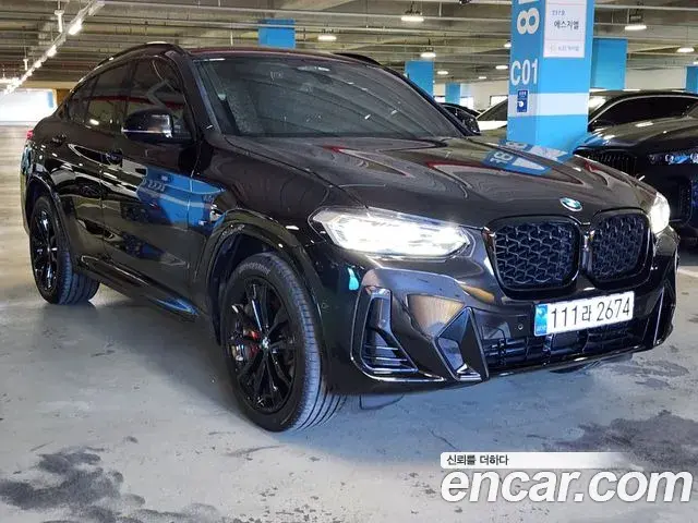 BMW X4 2025 — Фото 1/15