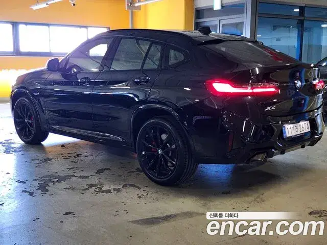 BMW X4 2025 — Фото 3/15