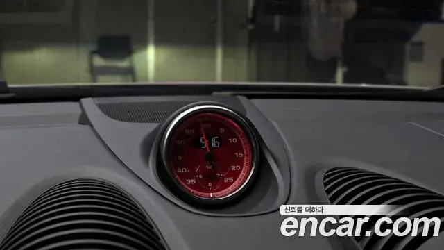 Porsche 718 Boxster 2021 — ფოტო 27/31