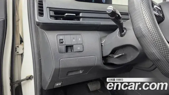 Hyundai Staria 2021 — Фото 16/20