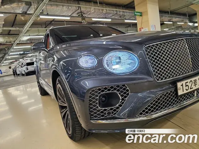 Bentley Bentayga 2022 — Şəkil 4/20