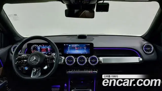 Mercedes-Benz GLB-Class 2025 — Photo 6/17