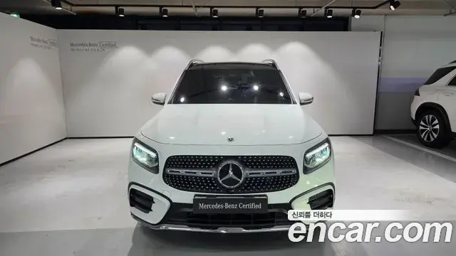 Mercedes-Benz GLB-Class 2026 — Фото 6/20