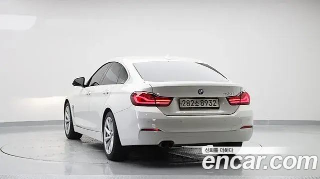 BMW 4 Series 2019 — Фото 2/20