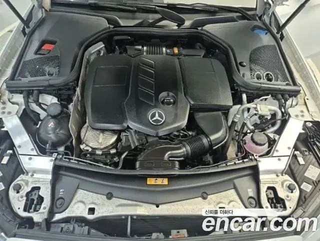 Mercedes-Benz E-Class 2023 — Фото 4/20