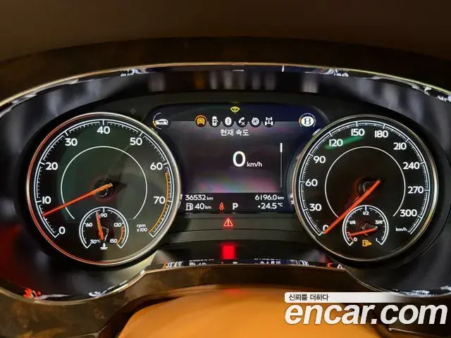 Bentley Bentayga 2018 — ფოტო 5/20