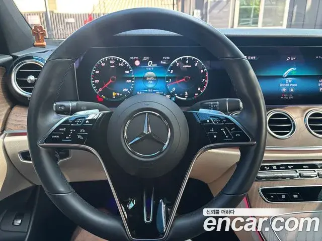 Mercedes-Benz E-Class 2023 — Фото 6/20