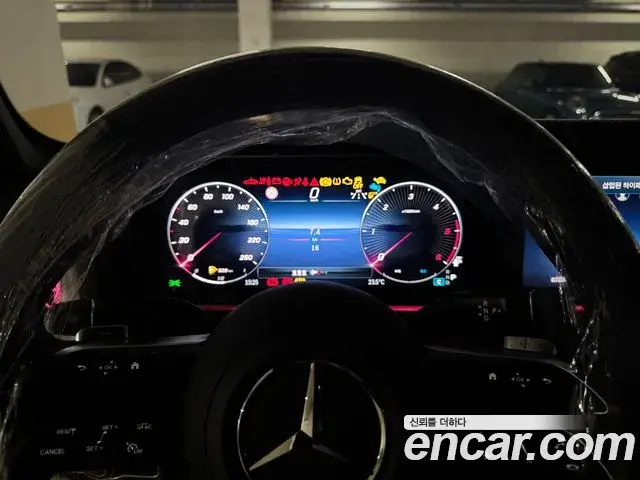 Mercedes-Benz G-Class 2026 — Şəkil 1/11