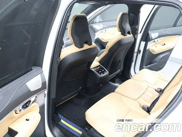 Volvo XC90 2024 — Photo 2/20