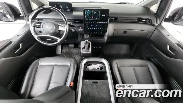 Hyundai Staria 2021 — Фото 7/20