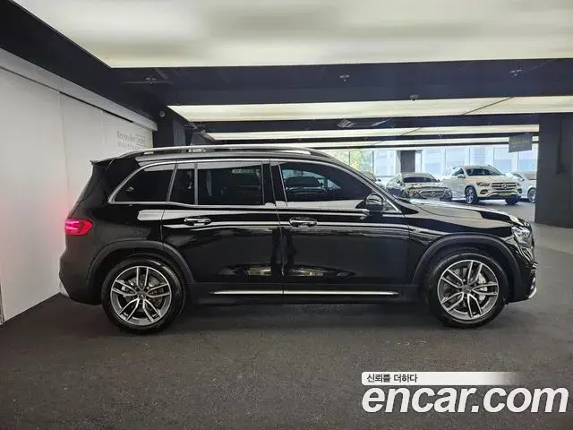 Mercedes-Benz GLB-Class 2025 — Фото 20/20
