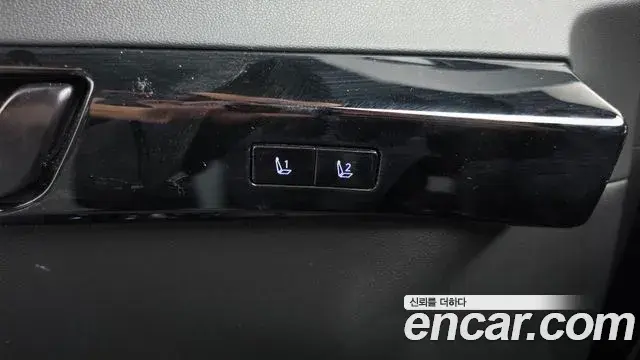 Hyundai Grandeur 2023 — Фото 19/20