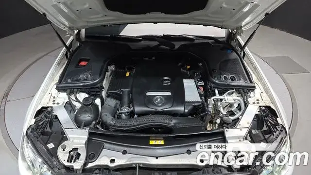 Mercedes-Benz E-Class 2018 — Фото 6/20