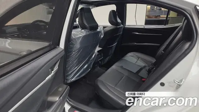 Toyota Camry 2026 — Photo 26/31