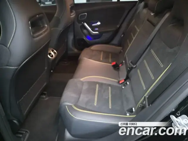 Mercedes-Benz CLA-Class 2025 — Фото 11/19