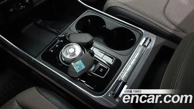 Kia Carnival 2024 — Photo 9/20