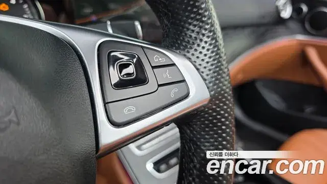 Mercedes-Benz E-Class 2018 — Фото 19/20