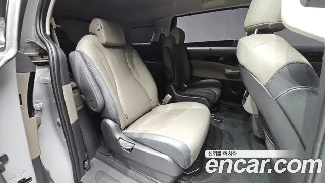 Kia Carnival 2025 — Photo 11/20