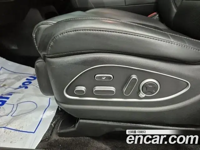 Hyundai Palisade 2025 — Photo 18/20