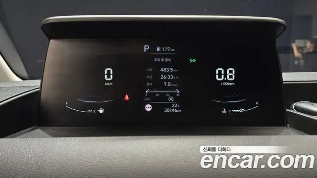 Hyundai Staria 2023 — Фото 8/20