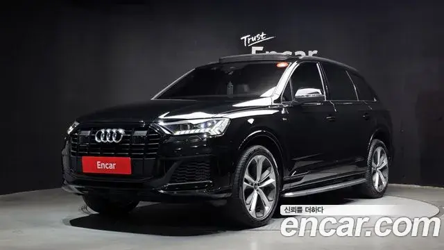 Audi Q7 2023 — Фото 1/20