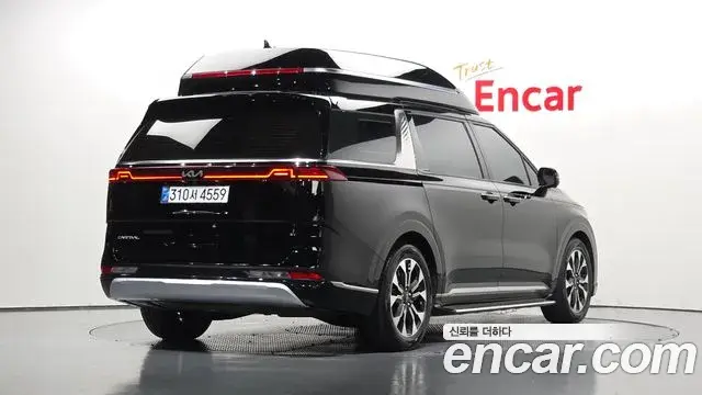 Kia Carnival 2022 — Фото 2/20
