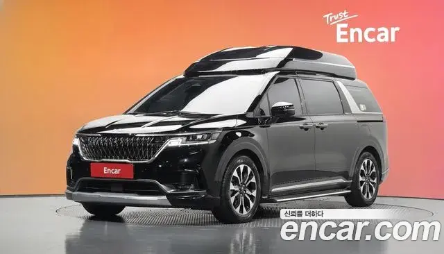 Kia Carnival 2022 — Фото 1/20